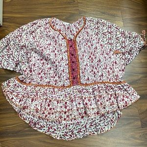 Cover up/oversized top